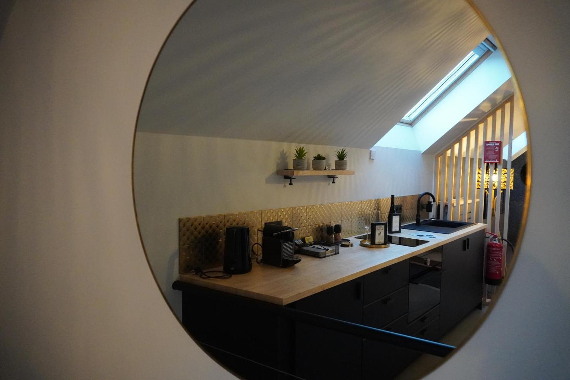 Hors Du Temps Gite Pour Deux Hotel เอย์วายล์ ภายนอก รูปภาพ